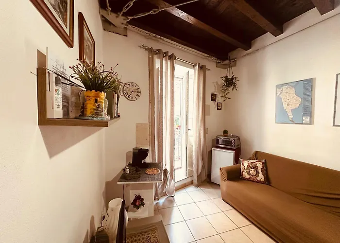 Nyaraló Ortili Szirakúza