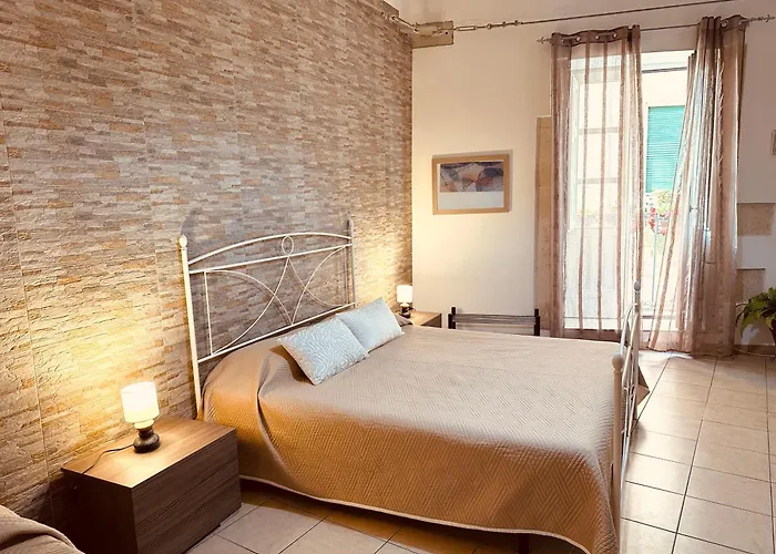 Nyaraló Ortili Szirakúza